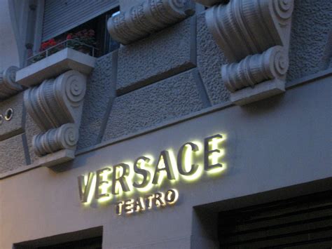 Teatro Versace 